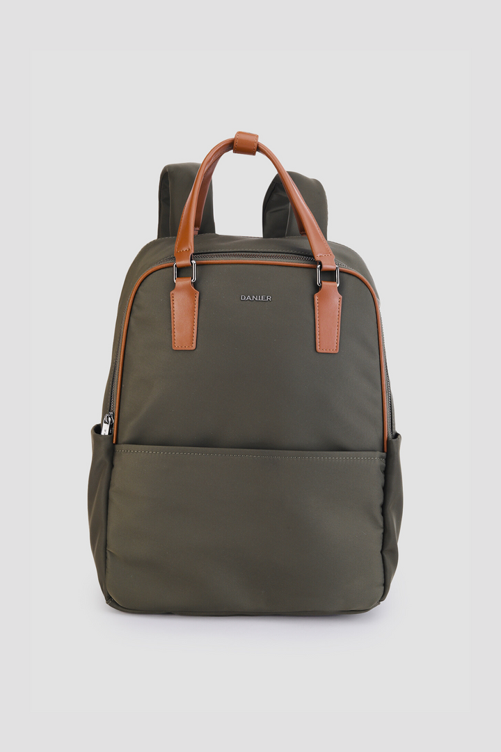 TRAVELPRO BACKPACK
