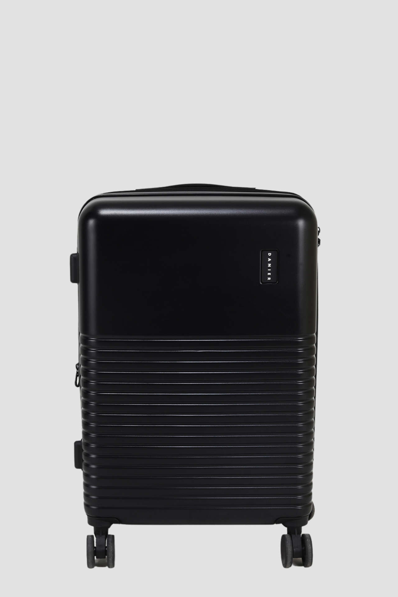 MONACO 22" MEDIUM LUGGAGE CASE