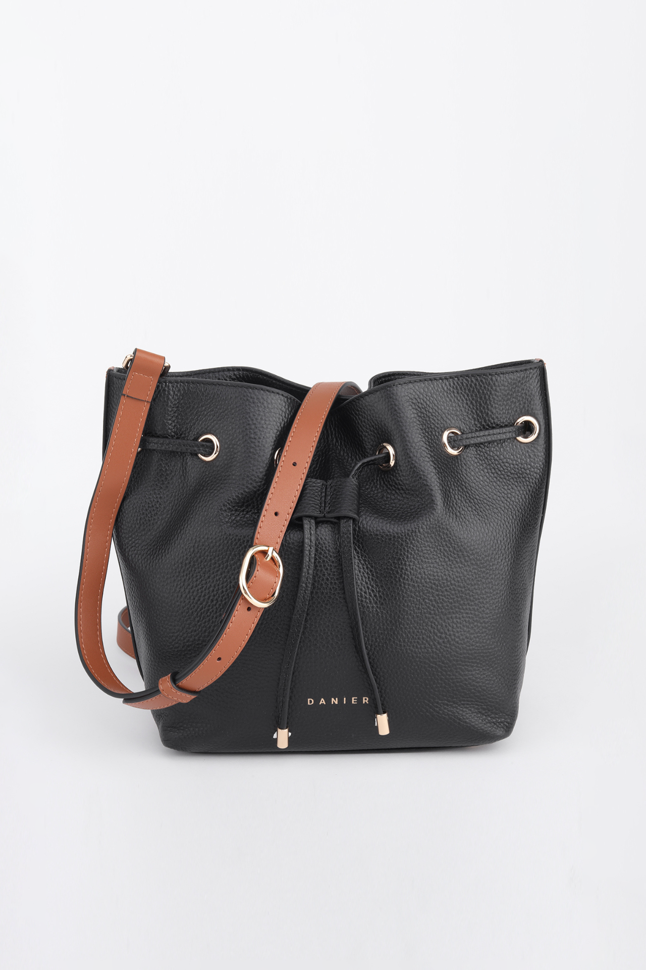 ANNYK BUCKET BAG