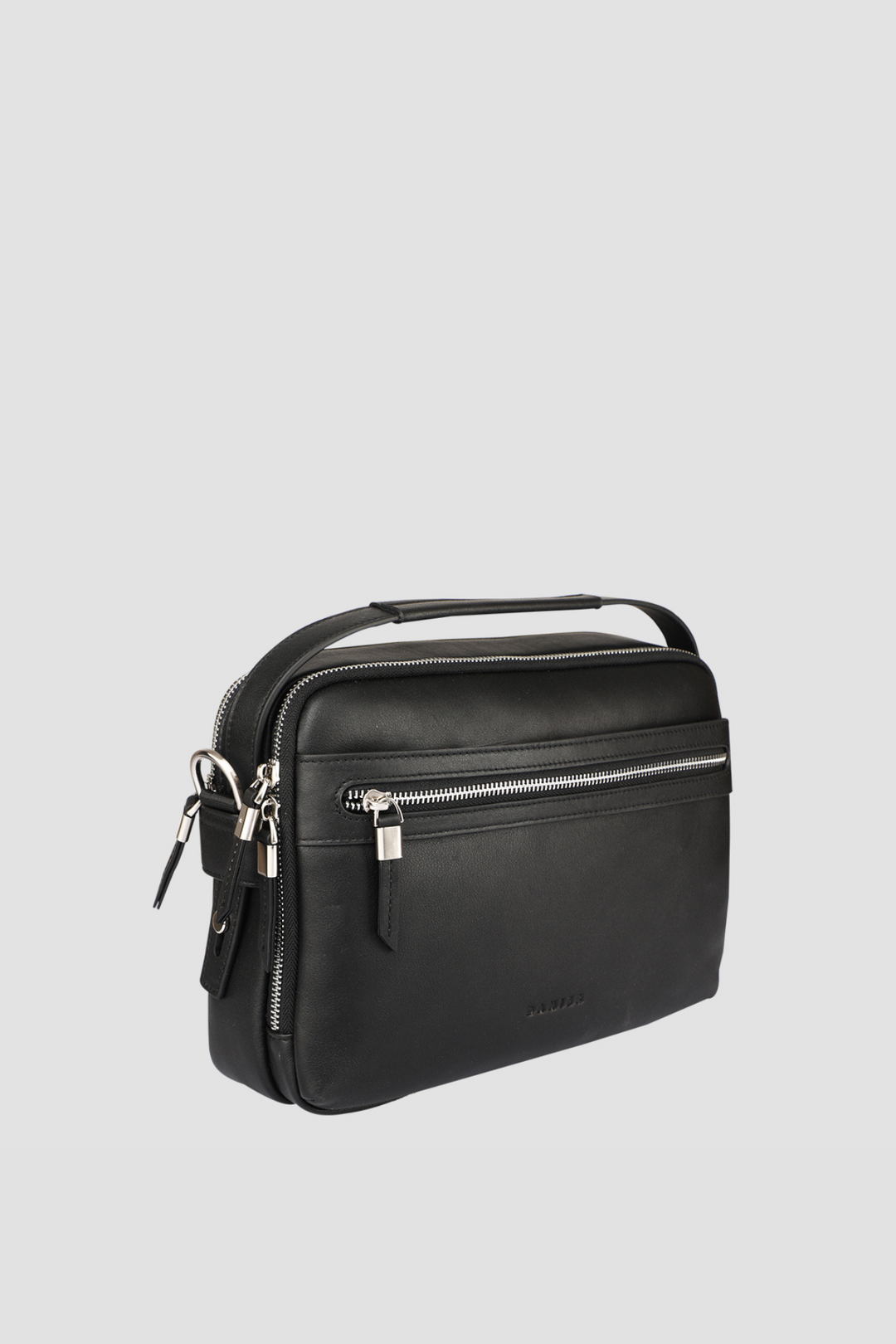 GILLES Genuine Leather Messenger Bag – Danier