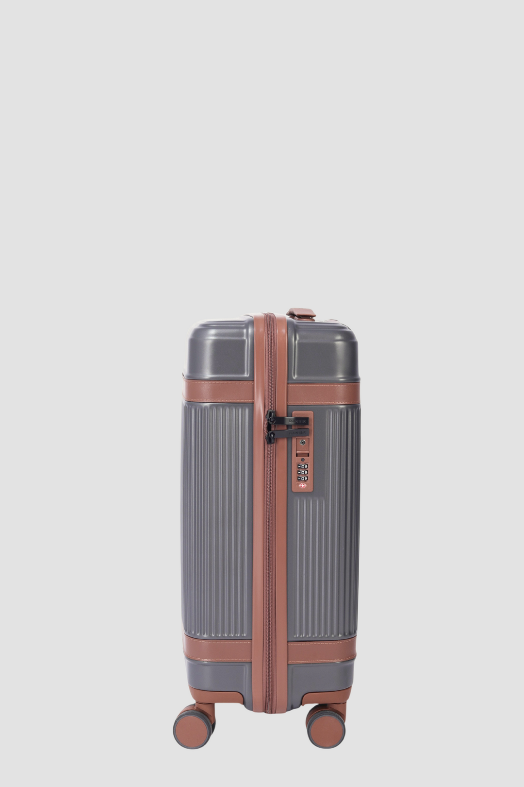 BOSTON 20" CARRY-ON CASE