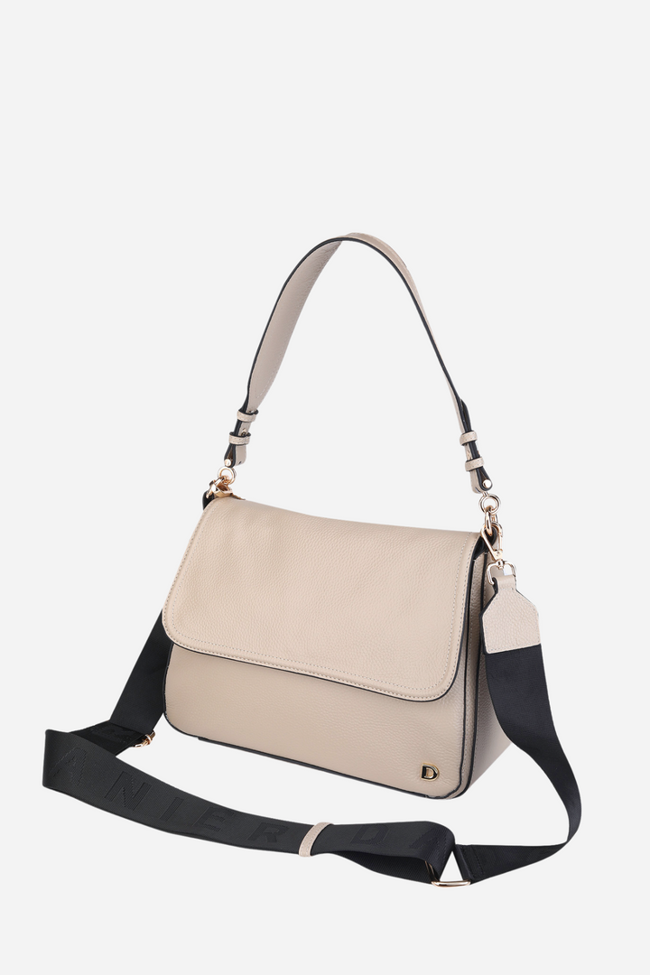 GWEN SATCHEL