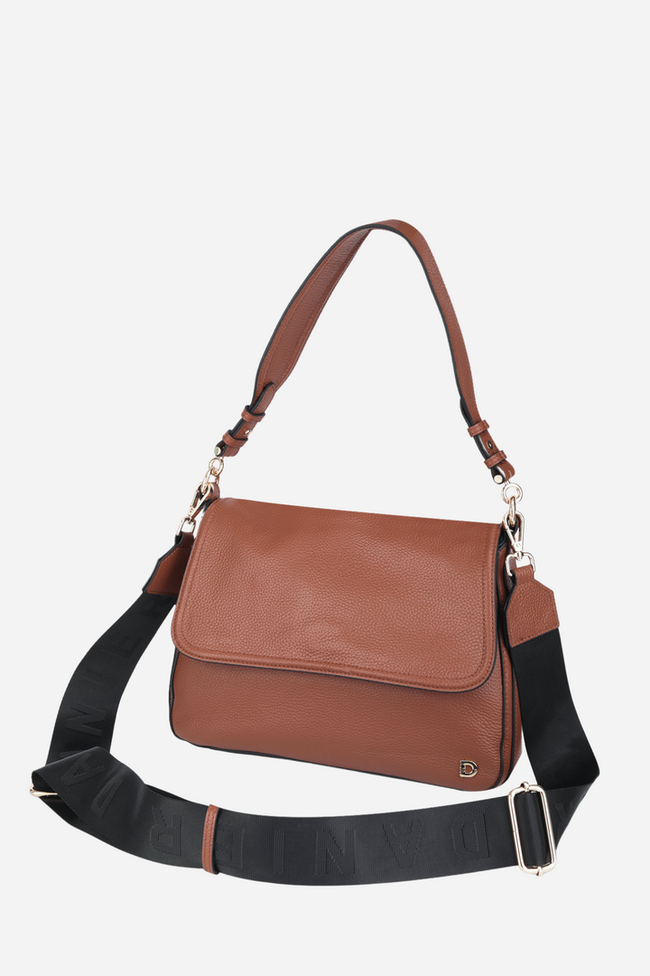GWEN SATCHEL