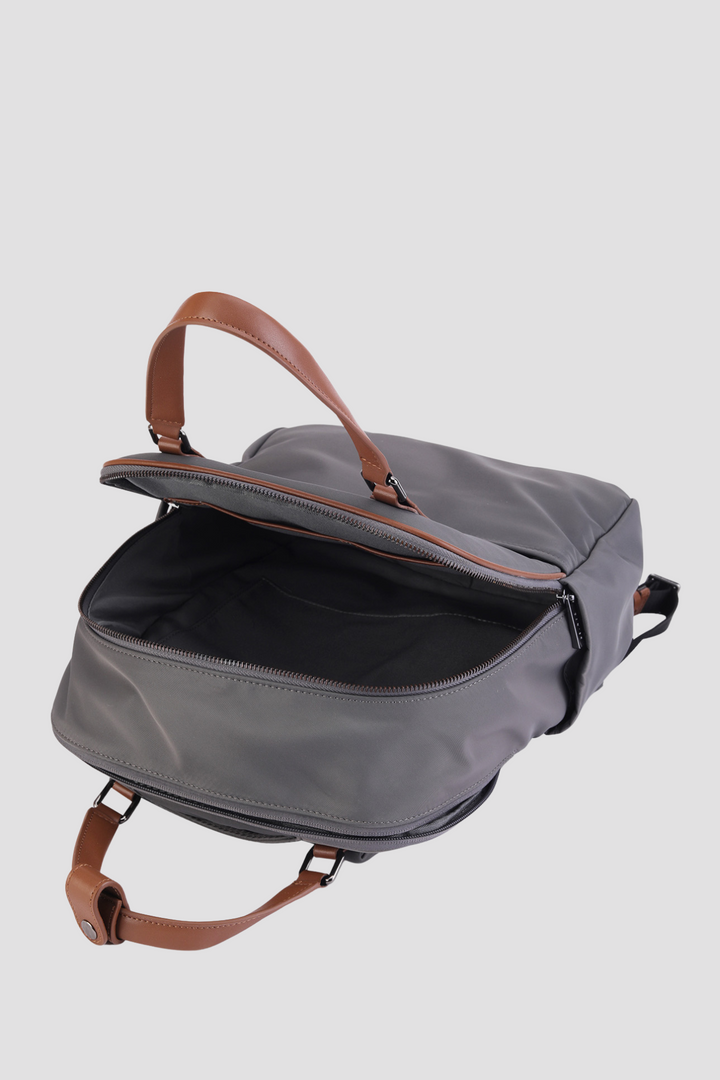 TRAVELPRO BACKPACK