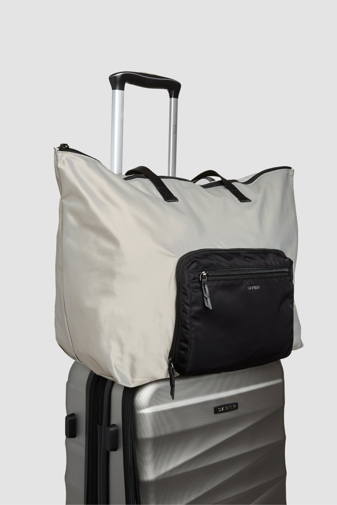 UPTOWN TOTE BAG