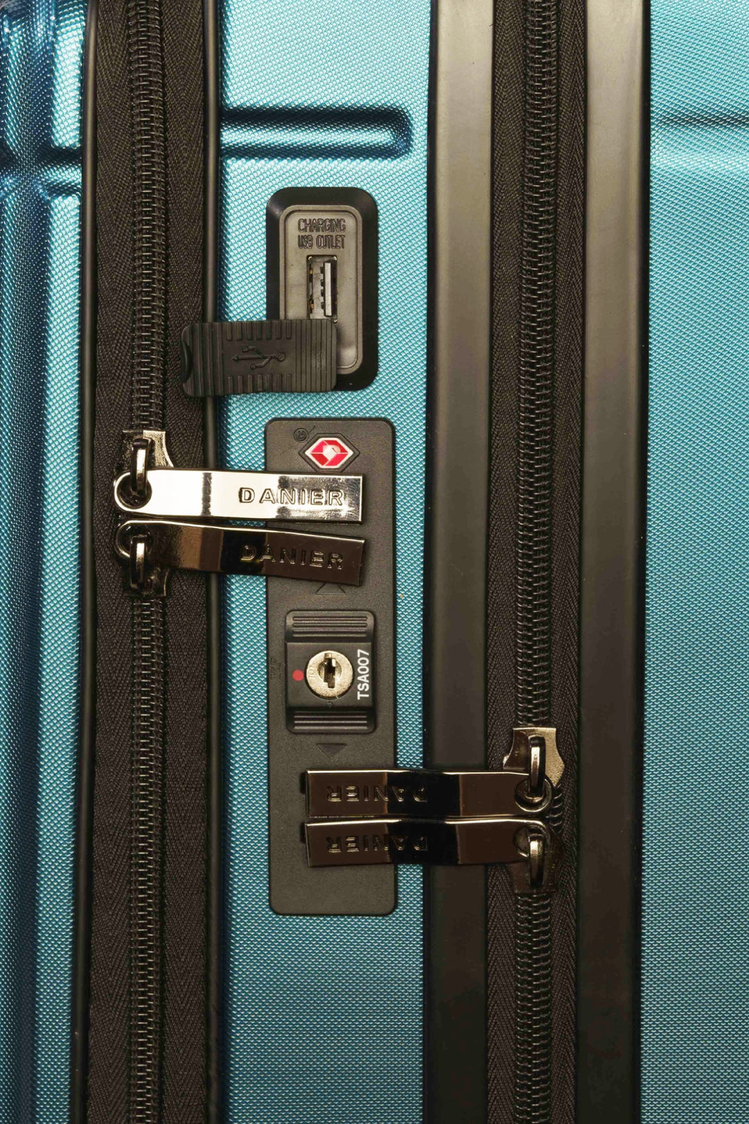 UPTOWN CARRY-ON LUGGAGE