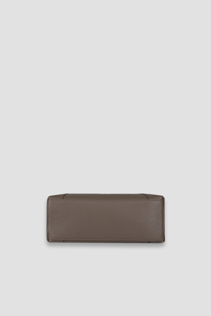 BECKI SATCHEL