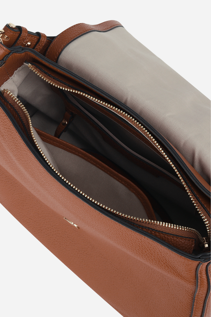 GWEN SATCHEL