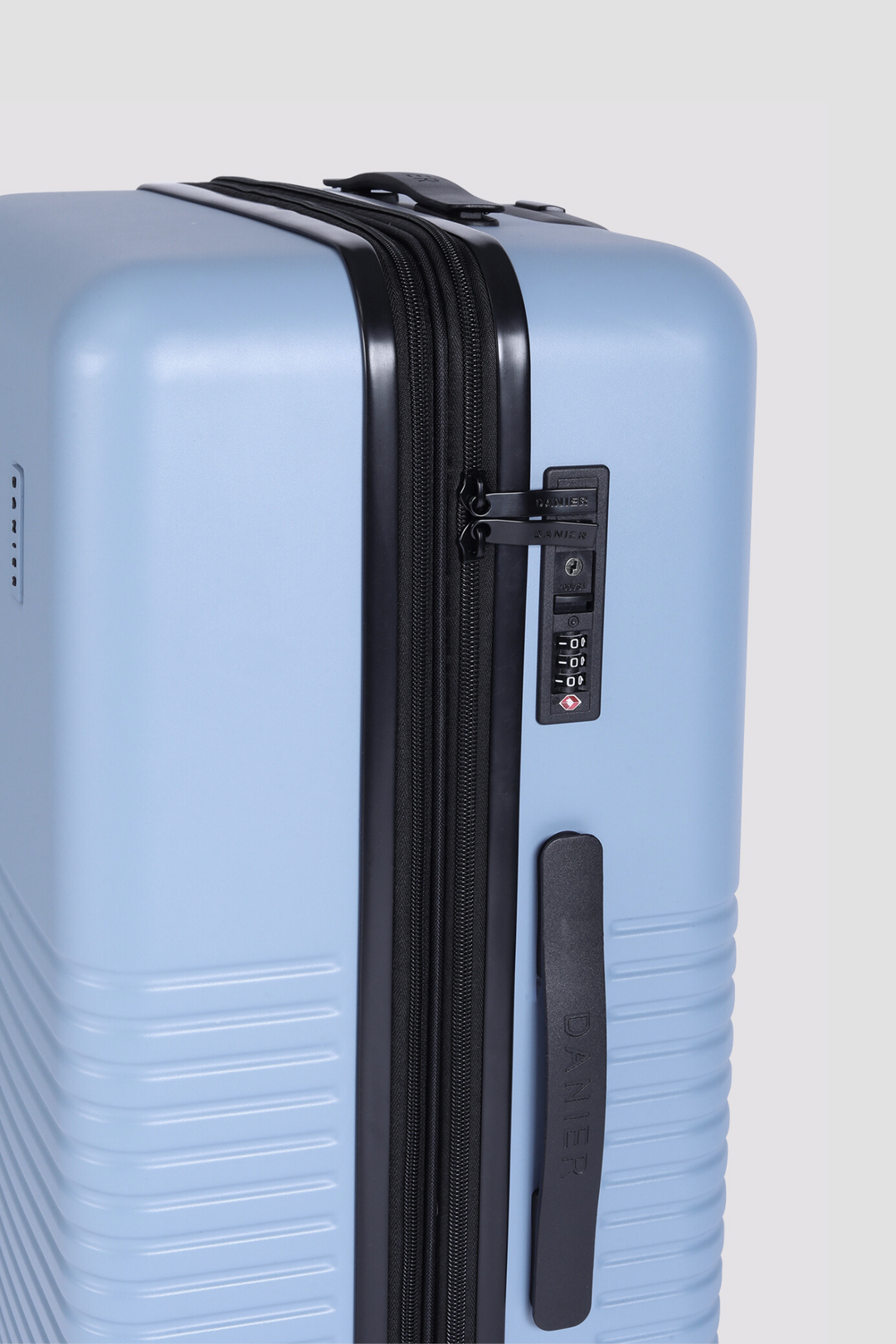 MONACO 26" LARGE LUGGAGE CASE