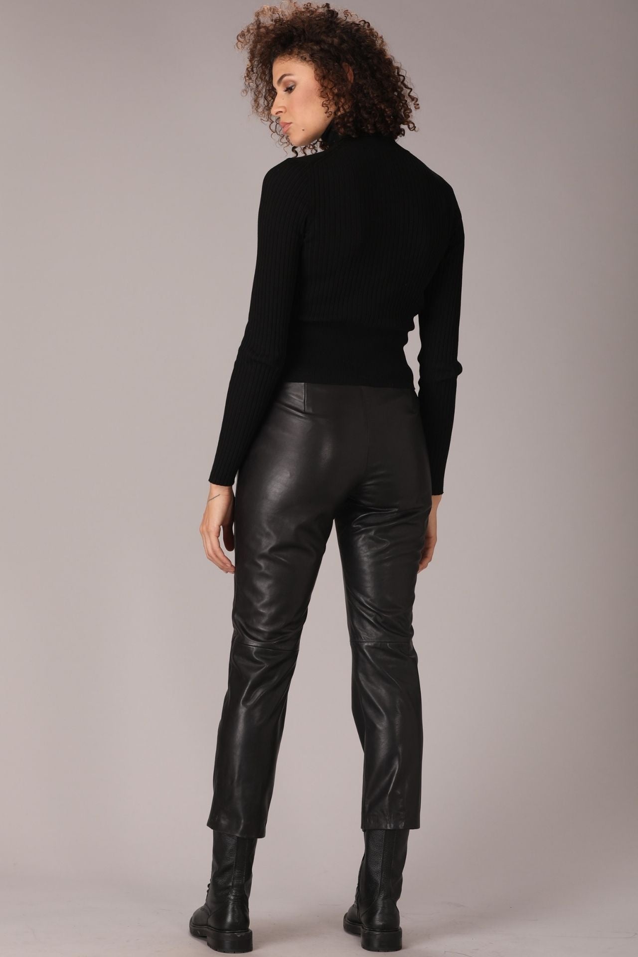 LAINEY - Genuine Butter Soft Lamb Leather Straight Pant – Danier